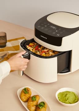Grote Heteluchtfriteuse 6.2 Liter Crèmewit met Timer en LCD — thumbnail 3