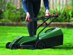 Bosch EasyRotak 32-220 elektrische grasmaaier 1200W 32cm — thumbnail 2