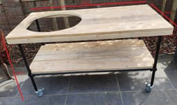 Buitenkeuken | 140x70cm | Gat 58cm | Wielen | Zwart Staal en Hout | BBQ Tafel | Kamado Tafel | Barbecue | Big Green Egg | Bastard | Grill Guru | Kamado Joe | Ombouw | Onderstel | Geschikt voor vele modellen — thumbnail 5