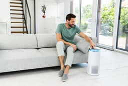 Beurer LR 400 Luchtreiniger – 3 x Filter: voorfilter + HEPA H13 filter + actief koolfilter - UV licht – Automatische stand - Nachtmodus – Turbo modus – Timer – 4 Standen - Tot 69 m² - 3 Jaar garantie - Wit — thumbnail 5