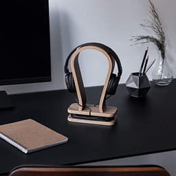 Universele houten hoofdtelefoonstandaard met kabelhouder - Stijlvolle en functionele accessoires voor je bureau — thumbnail 4