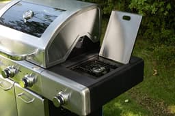 GrilluxePrime gasbarbecue 3 branders met gietijzeren kookplaat — thumbnail 2