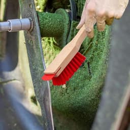 Maaidek Schraper - Grasmaaier Reiniger - Onderhoud Gazonmaaier - Verfveilige Reiniging - 40.5 cm - Houten Borstel — thumbnail 3