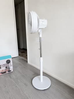 Statiefventilator - Ø 25 cm - 70W - 3 Snelheden - Verstelbare Hoogte (90-125 cm) - Wit — thumbnail 2