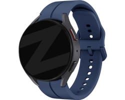 Bandz siliconen band 'Extreme' geschikt voor Samsung Galaxy Watch 7 (40 & 44mm) / Watch 6 (Classic) / 5 40mm & 44mm / 5 Pro / Watch 4 (Classic) / Watch FE - siliconen smartwatch bandje met gespsluiting - donkerblauw