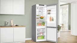 Bosch - KGN492IAF - Serie 4 - Koel-vriescombinatie - Energielabel A - 203 x 70 cm - Extra breed - RVS - Total No Frost; Nooit meer ontdooien- Zeer stil - VitaFresh XXL 0°C: houd etenswaren langer vers met extra ruime vershoudlades. — thumbnail 7