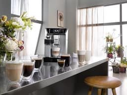 De'Longhi PrimaDonna Class - ECAM550.85.MS - Volautomatische koffiemachine - Tank 2L - 2 gelijktijdige kopjes - Bonenreservoir 400 gr - Metaal en zwart — thumbnail 4