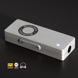 Draagbare 32-Bit Hoofdtelefoonversterker en DAC met Hi-Res Audio en MQA Ondersteuning — thumbnail 2