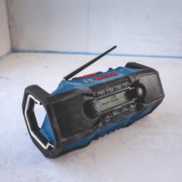 Bosch Professional PRO GPB 18V-3SC Accu bouwradio - DAB+ - FM/AM - Bluetooth 18V Basic Body - 06014A3300 — thumbnail 4