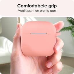 Hoes - Geschikt voor Apple AirPods 4 - Siliconen Hoesje met Clip - Silicone Case Cover - Lichtroze — thumbnail 4