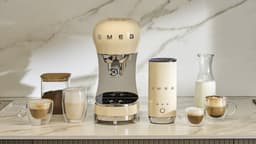 SMEG ECF12CREU Espressomachine Set – Melkopschuimer – 15 bar – Crème – 50’s Style — thumbnail 5