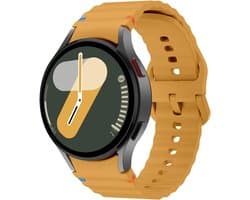 Horlogebandje - Smartwatch bandje - Watchband - Geschikt voor Samsung Galaxy Watch 7 (40 & 44mm) / 6 Classic (43 & 47mm) / 5 (Pro) / 4 (Classic) / FE - Siliconen Wave - Geel - Jonyx