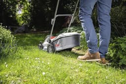 Accu Grasmaaier Mulchmaaier 33cm - Efficiënt & Ruimtebesparend voor Gazon tot 150m² — thumbnail 3