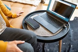HP Poly Sync 10 Conferentietelefoon Ruisreductie, Geschikt voor bijv. Microsoft Teams, Zoom, Handsfree Zwart, Zilver — thumbnail 3