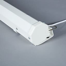Projectiescherm Elektrisch - 145 Inch Grootte - 368 cm Beelddiagonaal - Aluminium Metaal - Voor Wandmontage - Rolgordijn — thumbnail 5