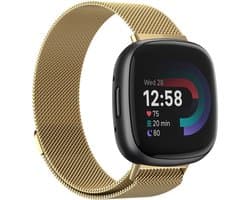 Strap-it Smartwatch bandje - Milanees bandje - geschikt voor Fitbit Versa 4 / Fitbit Sense 2 - goud - Maat: Maat S