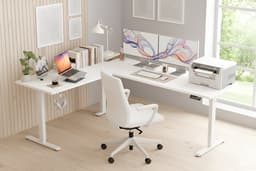 Elektrisch In Hoogte Verstelbaar L-Vormig Bureau 150x125 cm – Ergonomisch Hoekbureau met Geheugenfuncties & Anti-Botsing – Zit-Sta Computertafel met Stil Motor – Modern Wit Houten Design – HomeByNicole — thumbnail 1