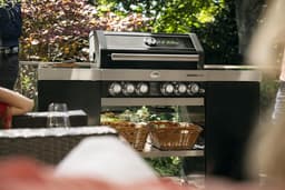Rösle Barbecue - Barbecue Gas Videro G4-SL 30 mbar - Roestvast Staal - Zwart — thumbnail 2