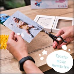 TIKIBOE Baby Fotolijst - Gipsafdruk baby - Klei Afdruk Baby Voet en Hand - Kraamcadeau Jongen of Meisje - Babyshower - Kraampakket/Geboorte Cadeau - Baby Art - Kraam Cadeau — thumbnail 5