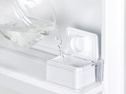NUNKI LARGEH2O-ABRO / Combi Bottom Koelkast, E klasse, 268l, Waterdispenser, Brown, Matte Metallic (ALL sides) — thumbnail 4