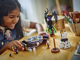 LEGO Disney - De jurken van Maleficent en Cruella De Vil Constructiespeelgoed — thumbnail 3