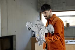 LEGO Star Wars De Razor Crest, UCS Mandalorian Starship Bouwset voor Volwassenen- 75331 — thumbnail 2