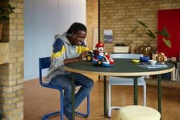 LEGO Mario Kart™ - Mario en standaardkart - LEGO - Mario - 72037 — thumbnail 2
