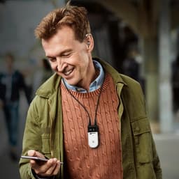 Audioversterker Bluetooth - Hoorhulp Versterker - Duidelijk Geluid Horen - Versterking tot 30 dB - 8 uur batterij - Wit — thumbnail 2