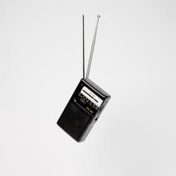 INHEIM® SCOUT – Compacte AM/FM Noodradio op AA-batterijen - Lichtgewicht & betrouwbaar - Voor Noodsituaties, Kamperen en Noodpakket — thumbnail 1