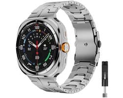 Stravo titanium bandje 'Iron' - Geschikt voor Samsung Galaxy Watch Ultra / Ultra 2025 – Zilver – premium metalen schakelband met inkortset – stijlvolle en duurzame horlogeband voor Samsung smartwatch