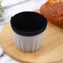 Set van 4 - Siliconen muffinvormpjes - Antiaanbak siliconen bakvormpjes - Cupcakevormpjes - Herbruikbaar - Eiervormpjes voor de airfryer - Bakaccessoires - Geschikt voor cupcakes, puddingen en eiertaartjes — thumbnail 4