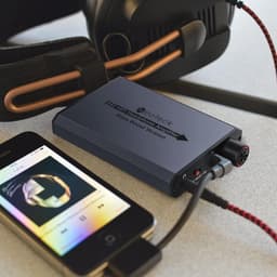 Draagbare Hifi Hoofdtelefoonversterker met Lithiumbatterij en Aluminium Oppervlak — thumbnail 3