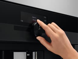 AEG KKK994500T Volledig automatisch Espressomachine 2,5 l — thumbnail 3