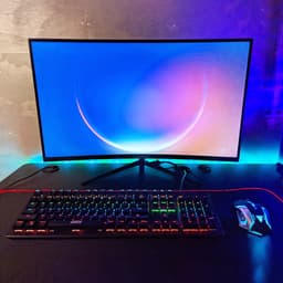 RAIDER Pro Gaming Monitor - FreeSync/G-Sync - 240Hz - Curved - 27 inch — thumbnail 5