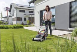 Accu Grasmaaier - Draadloze Grasmaaier - Gazon Onderhoud - Dubbele Accu Systeem - 34 cm Maaibreedte - Grijs — thumbnail 2