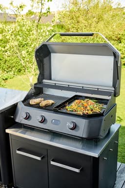 Cozze® G-800 Combo Plancha BBQ Grill - 3 Gasbranders - Gasbakplaat & BBQ voor Buiten Koken - 30 mbar - Inclusief Gratis BBQ Set - Outdoor Cooking Station — thumbnail 4
