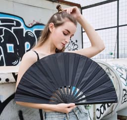 Grote opvouwbare ventilator voor dames - Handventilator voor festivals en speciale evenementen — thumbnail 4