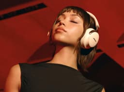 Bose QuietComfort Ultra Headphones (2nd Gen) – Draadloze over-ear koptelefoon – Active Noise Cancelling – Wit — thumbnail 5