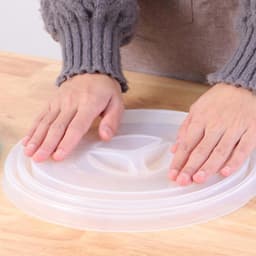 Magnetron Deksel - Lekvrij Koken - Voorkom Vlekken - Inklapbaar Ontwerp - 25 cm - Transparant Wit — thumbnail 4