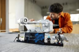 LEGO Star Wars De Razor Crest, UCS Mandalorian Starship Bouwset voor Volwassenen- 75331 — thumbnail 3