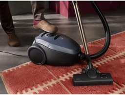 AEG VX83-2DB - Stofzuiger met stofzak - Zeer stille stofzuiger met 64 dB- HEPA filtratie - Stilste stofzuiger in zijn klasse - 12m actieradius - Sterke zuigkracht - Vacuum cleaner - Denim Blauw - 64 dB — thumbnail 2