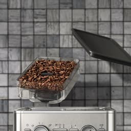 KitchenAid Halfautomatische Espressomachine - Ingebouwde koffiemolen, kantelbaar stoompijpje, 15 bar pomp en drukmeter - Roestvrij staal — thumbnail 4