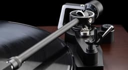 Dual CS 618Q WALNUT handmatige HiFi-platenspeler — thumbnail 3