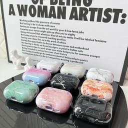 WoniQ Airpods Pro 2 hoesje "Pink Marble" Geschikt voor Airpods Pro 2 - Airpods Pro 2 case - Airpods case - Airpod case - Airpod hoesje — thumbnail 2