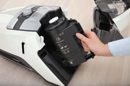 Miele Blizzard CX1 Flex Powerline Lotuswit — thumbnail 3