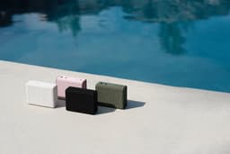 Urbanista Sydney Rosé Gouden Draadloze Bluetooth Speaker - Waterbestendig — thumbnail 3
