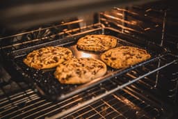Knapperige ovenschaal met antiaanbaklaag en bakplaat voor luchtfriteuse – 2 stuks — thumbnail 3