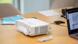 Philips ProPix 650 (PRX650/INT) 150 inch - WXGA (1280x800 pixel) - 4000 ANSI lumen - projector — thumbnail 5