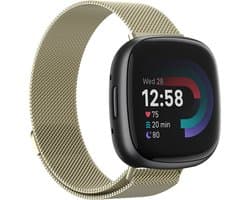 Strap-it Smartwatch bandje - Milanees bandje - geschikt voor Fitbit Versa 4 / Fitbit Sense 2 - licht goud - Maat: Maat L