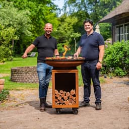 RJRoyal Living BBQ Plancha Grill Hermano XXL Cortenstaal - Met pook en houtopslag Ø80cm 8mm — thumbnail 1